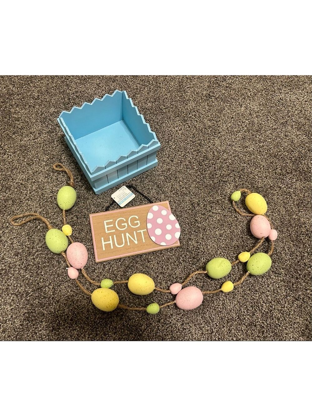 Ashland Easter Egg Hunt Sign Garland Basket Decor Set